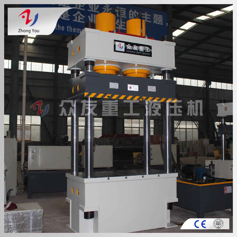 四柱油壓機(jī)生產(chǎn)廠家解答油壓機(jī)運(yùn)行緩慢怎么辦？